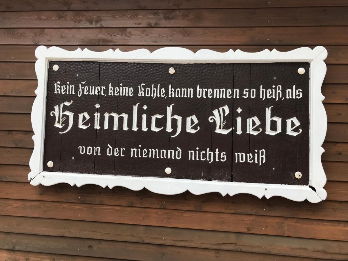 Pension Heimliche Liebe 埃森 外观 照片